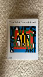 Yves saint Laurent & Art, Boeken, Ophalen of Verzenden, Zo goed als nieuw