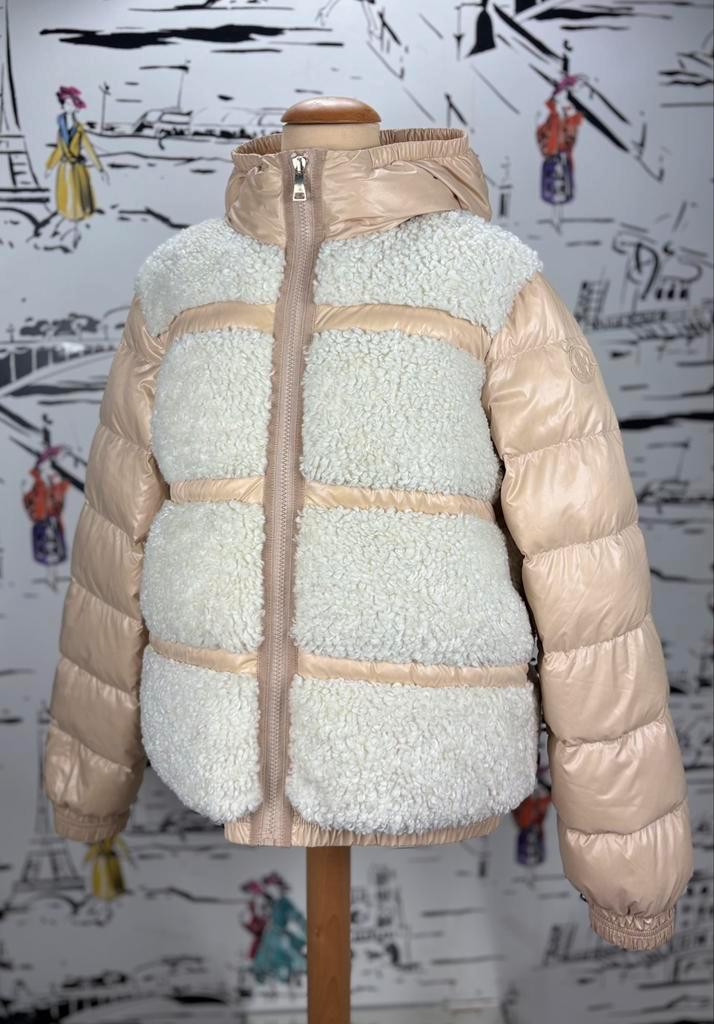 Moncler Gentiane meisjes winterjas maat 14 (875 euro), Kinderen en Baby's, Kinderkleding | Maat 164, Nieuw, Meisje, Jas, Verzenden