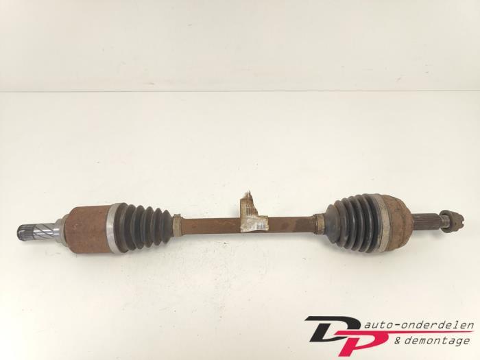 Aandrijfas links-voor van een Renault Grand Scenic, Auto-onderdelen, Remmen en Aandrijving, Renault, Gebruikt, 3 maanden garantie