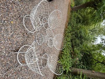 Vintage tuinset beschikbaar voor biedingen