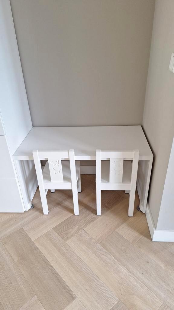 Ikea Kindertafel + 2 KRITTER Stoelen, Kinderen en Baby's, Kinderkamer | Tafels en Stoelen, Gebruikt, Tafel(s) en Stoel(en), Ophalen