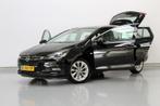 Opel Astra Sports Tourer 1.4 Turbo Innovation 1 € 15.400,0, 1398 cc, 150 pk, Leder en Stof, Zwart
