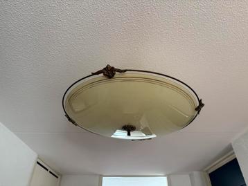 Vintage plafondlamp beschikbaar voor biedingen