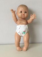 Poppenkleertjes babypop 34 cm Reina Paola pop 34 cm luiers, Ophalen of Verzenden, Nieuw, Babypop