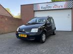 Fiat PANDA 1.1 YOUNG Nieuwe APK Airco 5D Elekt ramen, Auto's, Fiat, 4 stoelen, Zwart, Bedrijf, Handgeschakeld