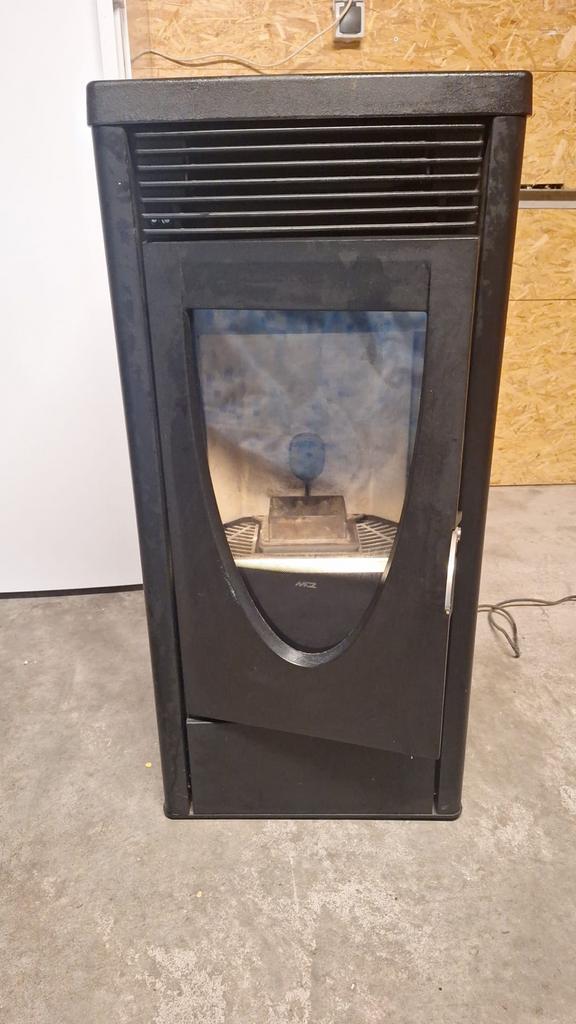 Pelletkachel MCZ 8KW- Paar jaar oud, in topstaat!, Tuin en Terras, Tuinhaarden, Zo goed als nieuw, Ophalen