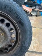 Winterbanden Vredestijn 195/65 R15  7mm op velg, Auto diversen, Wieldoppen, Ophalen, Gebruikt