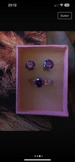 Zilveren ring en oorbellen met  geslepen amathist, Ophalen of Verzenden, Zo goed als nieuw, 17 tot 18, Met edelsteen