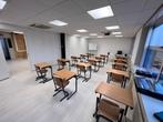 15 School bureaus en stoelen, Ophalen, Zo goed als nieuw, Bureau