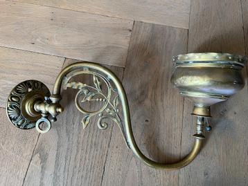 Antieke gas wandlamp beschikbaar voor biedingen