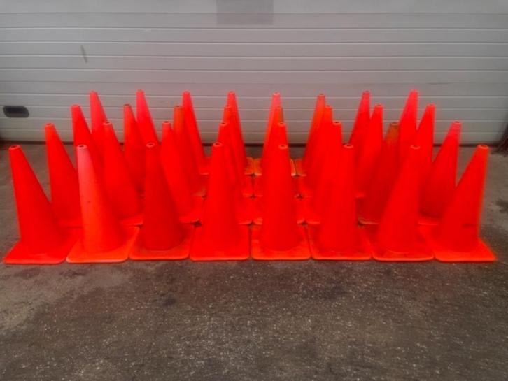 Zachte oranje veiligheid Pilon per set van 2  (72 cm hoog), Auto diversen, Autogereedschap, Gebruikt, Ophalen