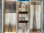 Houten Decoratiespel Teak - Dobbelstenen, Letters, XO, Een of twee spelers, Ophalen of Verzenden, Zo goed als nieuw, Reisspel