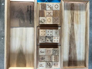 Houten Decoratiespel Teak - Dobbelstenen, Letters, XO beschikbaar voor biedingen