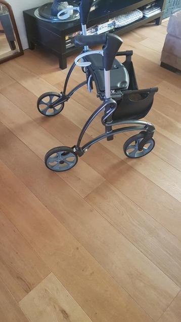 rollator beschikbaar voor biedingen