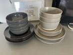 TE KOOP  SERVIES SET, Antiek en Kunst, Antiek | Servies compleet, Ophalen