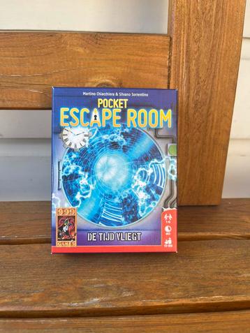 Pocket escape room de tijd vliegt - 999 games kaartspel beschikbaar voor biedingen