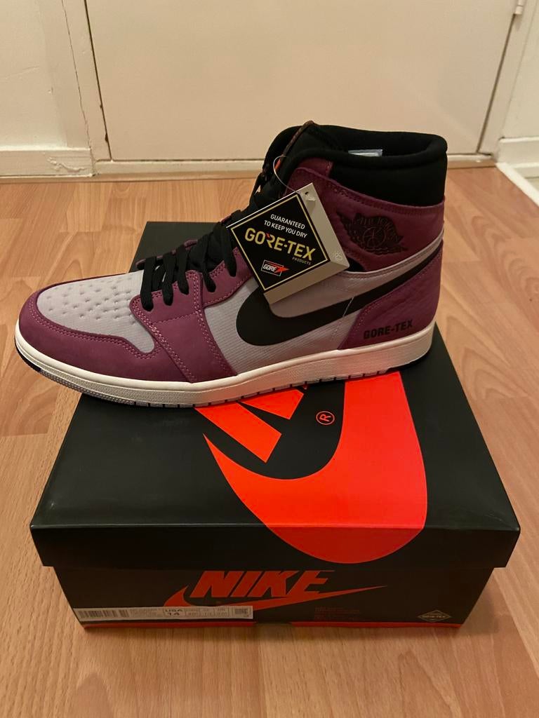 Nike Air Jordan 1 High Element Gore-Tex Berry US14/EU48.5, Kleding | Heren, Schoenen, Verzenden, Nieuw, Overige kleuren, Sneakers of Gympen