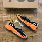 Adidas Yeezy Boost 700 Enflame Amber maat 42 2/3 US9 NIEUW, Kleding | Heren, Schoenen, Ophalen of Verzenden, Nieuw, Adidas Yeezy