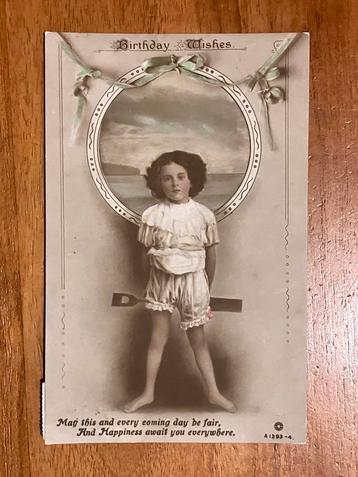 Art Nouveau kaart - Verjaardagswensen. Kind met strandschep beschikbaar voor biedingen