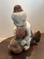 Antiek Chinees Houten Beeld - Jongen met Vis, Antiek en Kunst, Ophalen