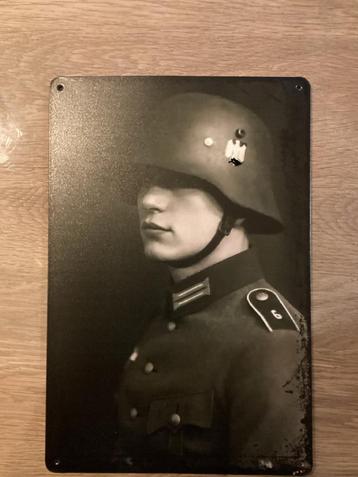 Wandbordje Wehrmacht soldaat portret WO2 Duitsland beschikbaar voor biedingen