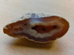 mooie agaat geode, Verzamelen, Mineralen en Fossielen, Ophalen of Verzenden, Mineraal