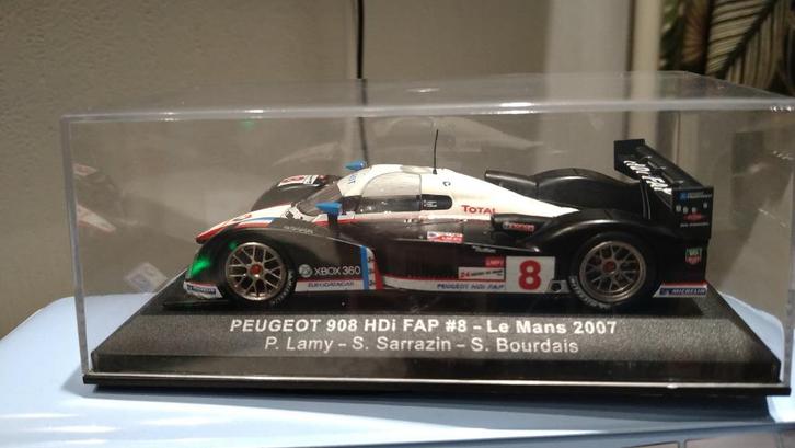 IXO Peugeot 908 HDI FAP #8 Le Mans 2007 1:43 in vitrinebox, Hobby en Vrije tijd, Modelauto's | 1:43, Nieuw, Auto, Overige merken