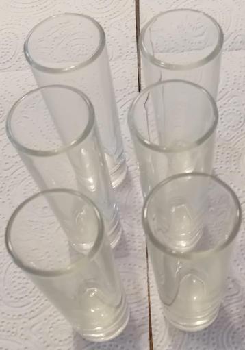 Te Koop: Zes borrel / shot glaasjes.  beschikbaar voor biedingen