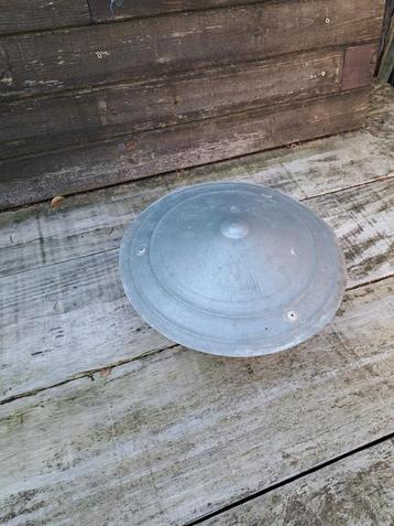 Regenkap rookafvoer gegalvaniseerd 16 cm beschikbaar voor biedingen