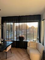 Zwarte inbetween gordijnen, 360x254cm, Huis en Inrichting, Stoffering | Gordijnen en Lamellen, Ophalen, Zo goed als nieuw, Zwart