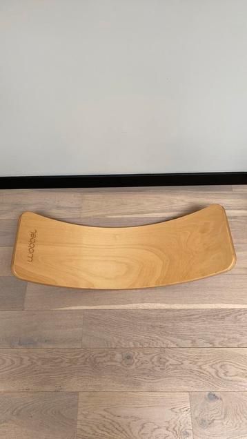 Originele Wobbel Balans Board met Vilt beschikbaar voor biedingen