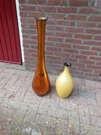 2 x VAZEN  Aparte   modellen   nostalgie, Overige materialen, Gebruikt, Oranje, Ophalen of Verzenden