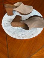 Trendy suède clog / klomp maat 39, merk Cypres, Bruin, Overige typen, Nieuw, Ophalen of Verzenden