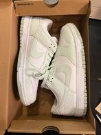 Nike Dunk Low Next Nature Mint Groen EU 40.5, Nike, Nieuw, Ophalen of Verzenden, Sneakers of Gympen