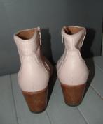 CM Catarina Martins lage leren laarsjes maat 39, Kleding | Dames, Schoenen, Lage of Enkellaarzen, Ophalen of Verzenden, Zo goed als nieuw