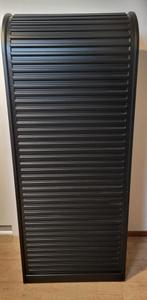 Roldeurkast, Zwart L134xB56xD37 cm, Ophalen, 100 tot 150 cm, 50 tot 100 cm, Zo goed als nieuw