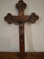Houten kruis met koper/metaal jesus, Verzamelen, Ophalen, Gebruikt, Overige typen, Christendom | Katholiek