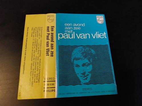 PAUL VAN VLIET - EEN AVOND AAN ZEE MET (CASSETTEBANDJE), Cd's en Dvd's, Cassettebandjes, Zo goed als nieuw, Origineel, Humor en Cabaret