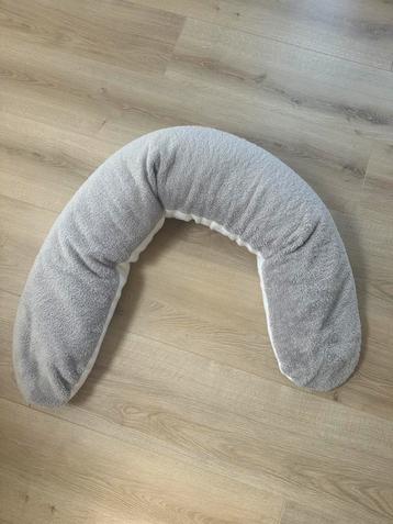Snoozzz voedingskussen beschikbaar voor biedingen