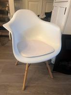 Mooie kuipstoel als nieuw, Huis en Inrichting, Stoelen, Ophalen of Verzenden, Zo goed als nieuw, Eén