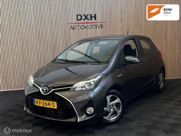 Toyota Yaris 1.5 Hybrid AUT NAP NAVI CAMERA BLUET CRUISE ECC beschikbaar voor biedingen