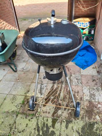 Bbq beschikbaar voor biedingen