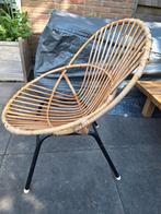 Vintage rotan stoel, Huis en Inrichting, Stoelen, Ophalen, Gebruikt, Bruin, Riet of Rotan
