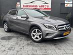 Mercedes-Benz GLA-klasse 200 AUTOMAAT *NETJES & GOED, Auto's, Mercedes-Benz, 65 €/maand, Gebruikt, Lichtsensor, Leder en Stof
