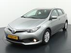 Toyota Auris 1.8 Hybrid Business 2016 NAV-CAM-AUT, Auto's, Toyota, Te koop, Zilver of Grijs, Geïmporteerd, 5 stoelen