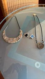 Retro vintage twee kettingen met klemoorbellen, Sieraden, Tassen en Uiterlijk, Kettingen, Ophalen of Verzenden, Zo goed als nieuw