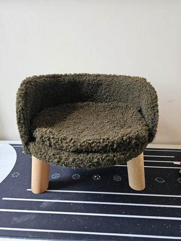 Kattenmandje beschikbaar voor biedingen