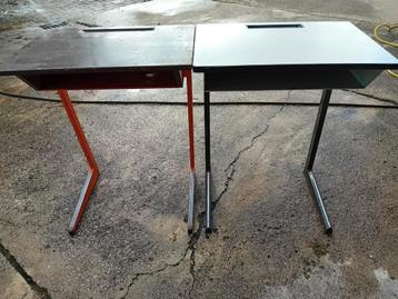 Vintage Schoolbankjes - Set van 2 beschikbaar voor biedingen