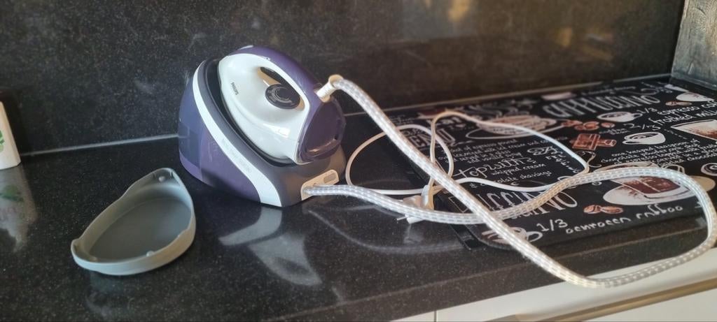 Philips Stoomgenerator / stoomstrijkijzer, Witgoed en Apparatuur, Strijkijzers en Strijkplanken, Ophalen of Verzenden, Zo goed als nieuw