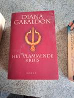 Diana Gabaldon - Het vlammende kruis, Boeken, Ophalen of Verzenden, Nederland, Diana Gabaldon, Zo goed als nieuw